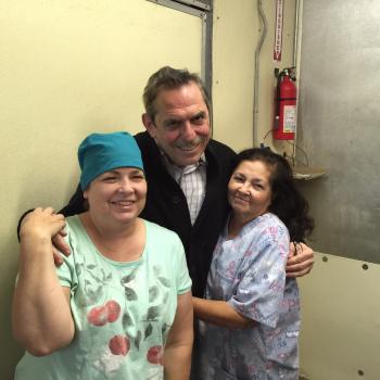 Image of Debra Gauna and Jane from J&D Foods with Dr. Fedio